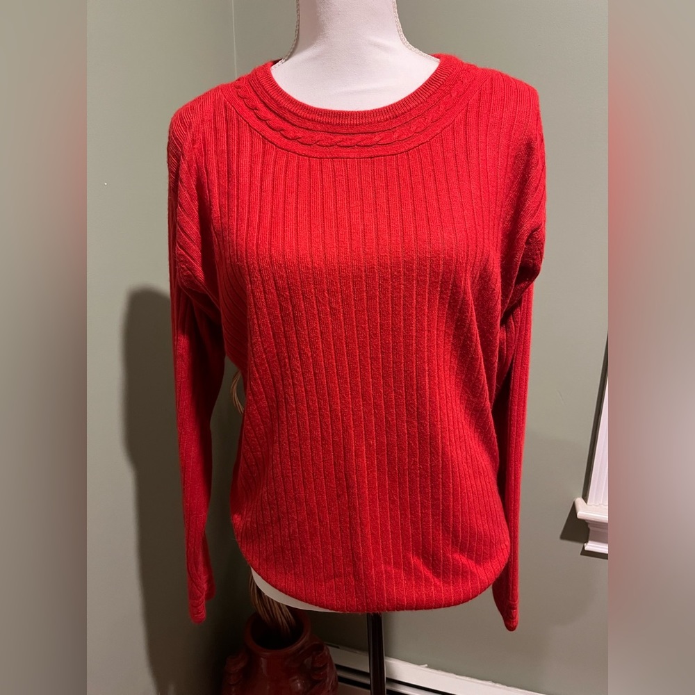 Red Sweater: Size L